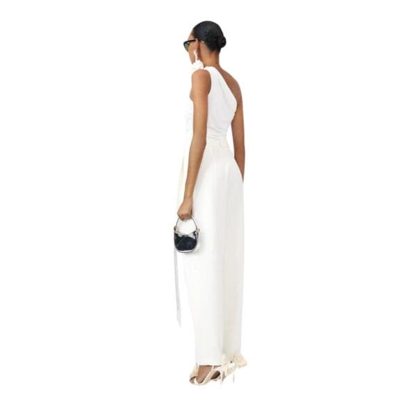 MAGDA BUTRYM ONE SHOULDER T SHIRT IN CREAM