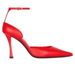 GIVENCHY SHOW PUMPS IN LEATHER WITH STOCKINGS