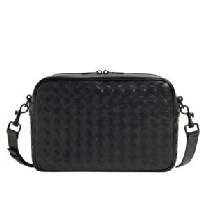 BOTTEGA VENETA MEDIUM INTRECCIATO CAMERA BAG