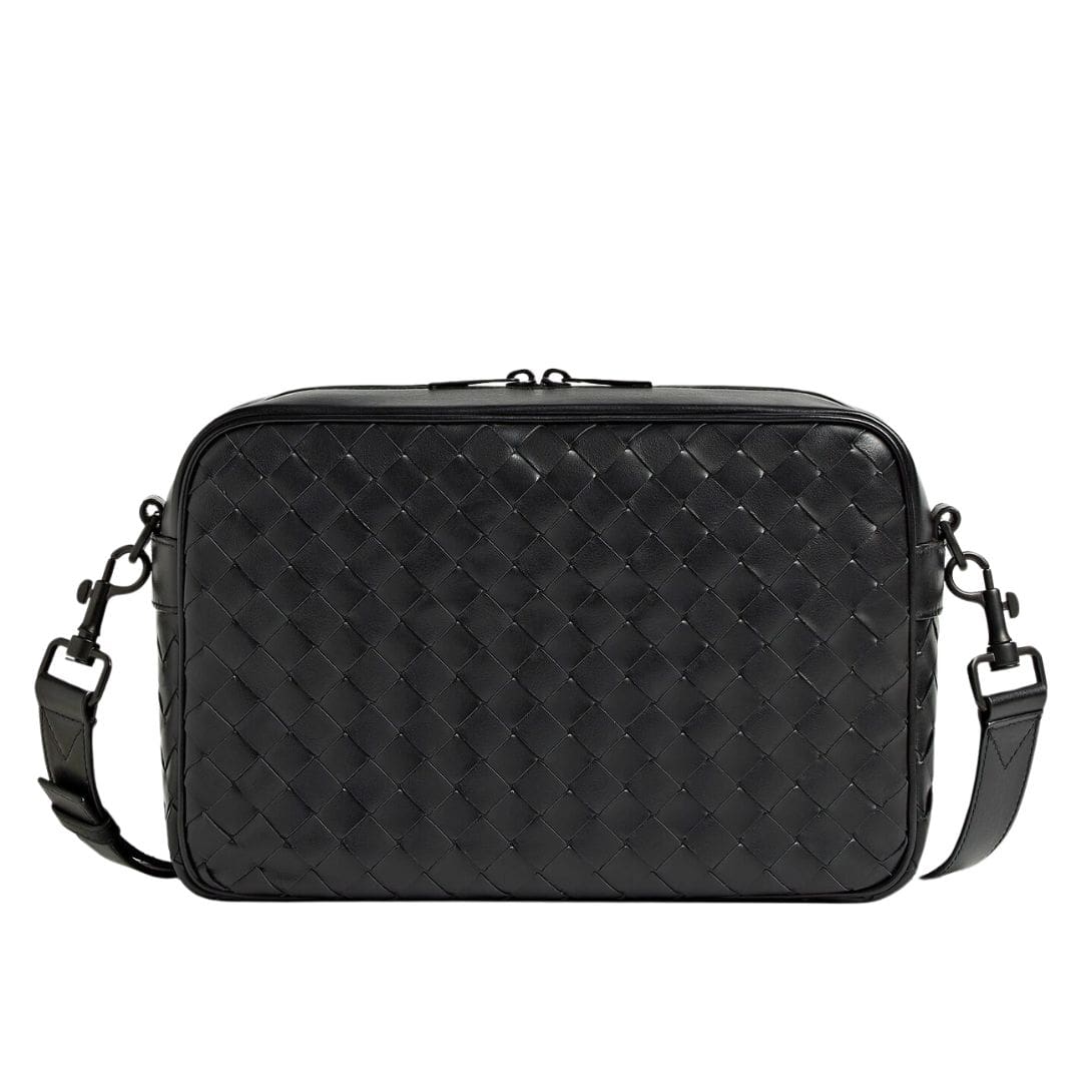 BOTTEGA VENETA MEDIUM INTRECCIATO CAMERA BAG 1 BOTTEGA VENETA MEDIUM INTRECCIATO CAMERA BAG