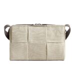 BOTTEGA VENETA MEDIUM ARCO CAMERA BAG