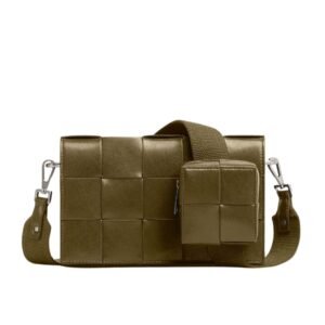 BOTTEGA VENETA CASSETTE WITH VERSATILE STRAP