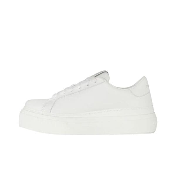 GIVENCHY CITY PLATFORM SNEAKERS IN LEATHER