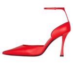 GIVENCHY SHOW PUMPS IN LEATHER WITH STOCKINGS