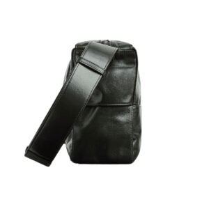 BOTTEGA VENETA MEDIUM ARCO CAMERA BAG