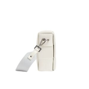 BOTTEGA VENETA CASSETTE WITH VERSATILE STRAP