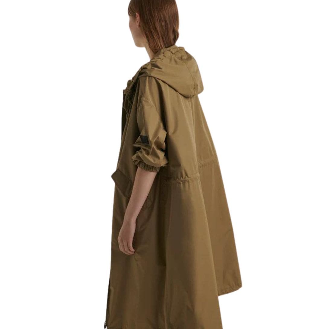YVES SALOMON LONG LIGHT PARKA