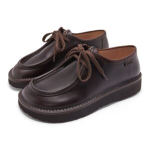 Discover timeless elegance with the Loewe Faro Lace-Up, crafted in exquisite pull-up calfskin leather. Perfect for refined style seekers.