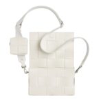 BOTTEGA VENETA CASSETTE WITH VERSATILE STRAP