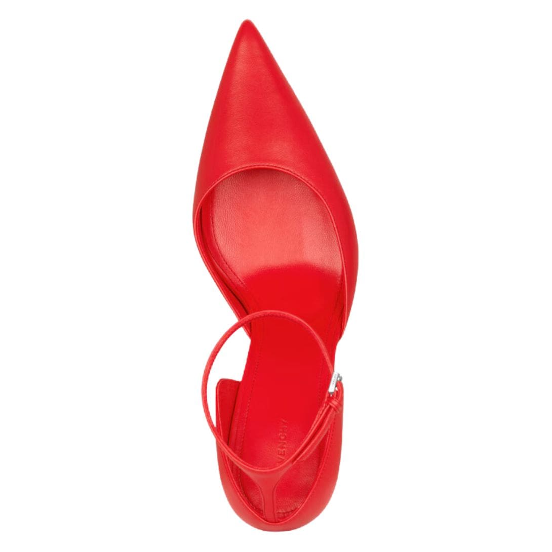 GIVENCHY SHOW PUMPS IN LEATHER WITH STOCKINGS