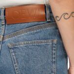 LOEWE ANAGRAM CROPPED JEANS IN DENIM