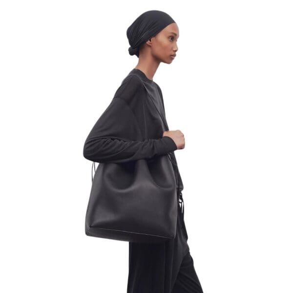 THE ROW BELVEDERE TOTE BAG IN LEATHER