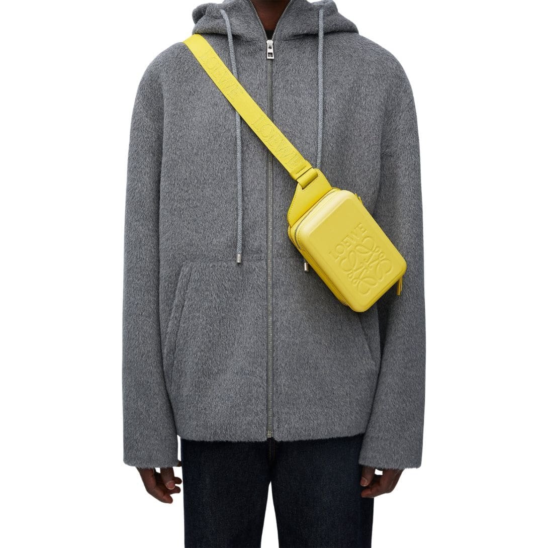 LOEWE MOLDED SLING IN SMOOTH CALFSKIN