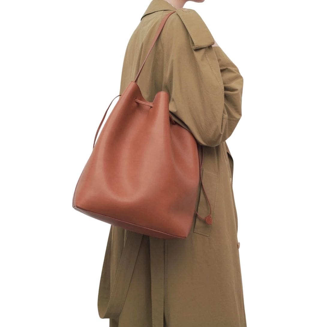 THE ROW BELVEDERE TOTE BAG IN LEATHER