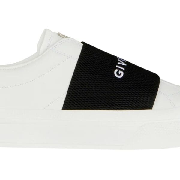 CITY SPORT SNEAKERS IN LEATHER WITH GIVENCHY STRAP