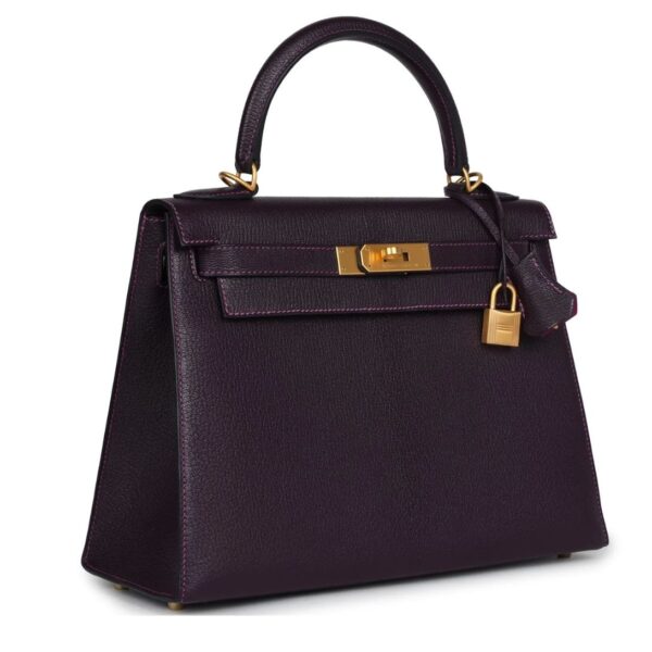 PRE-OWNED HERMÈS SPECIAL ORDER (HSS) KELLY SELLIER 28 RAISIN VERSO CHEVRE BRUSHED GOLD HARDWARE - Image 3