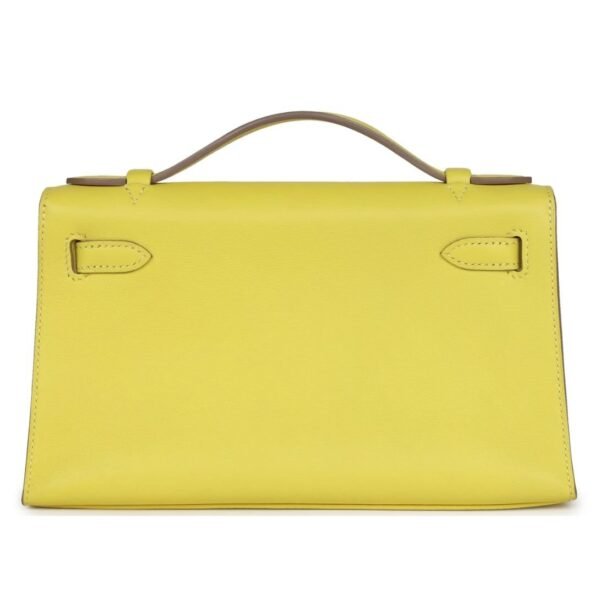 HERMÈS KELLY POCHETTE LIME SWIFT GOLD HARDWARE - Image 2
