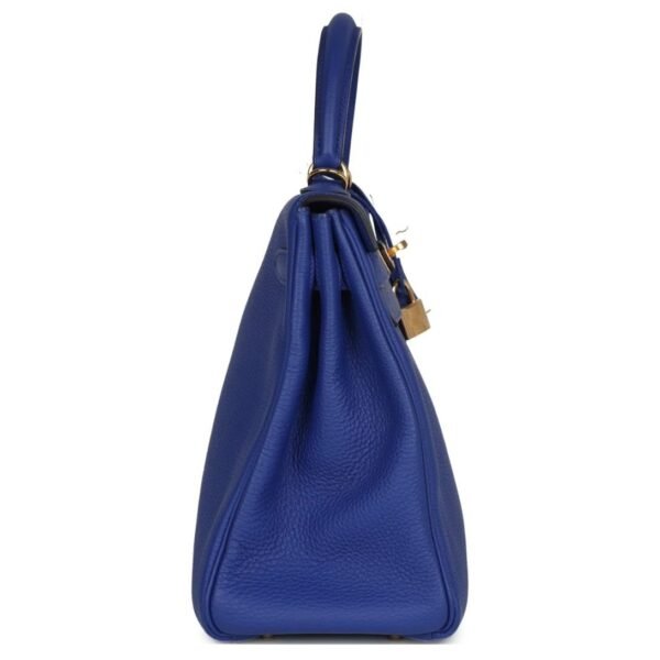 PRE-OWNED HERMÈS KELLY RETOURNE 32 BLEU ELECTRIC TOGO GOLD HARDWARE - Image 4
