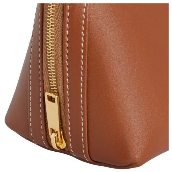 CELINE CLUTCH ON CHAIN CUIR TRIOMPHE IN SMOOTH CALFSKIN - Image 4