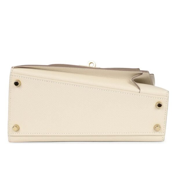PRE-OWNED HERMÈS KELLY SELLIER EN DESORDRE 20 CRAIE EPSOM GOLD HARDWARE - Image 5