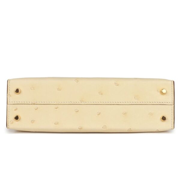 HERMÈS KELLY SELLIER 20 VANILLE OSTRICH GOLD HARDWARE - Image 5