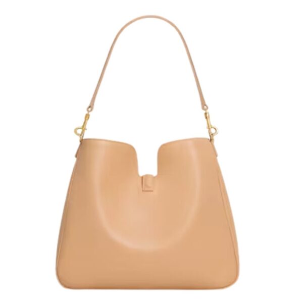 CELINE MEDIUM CAMILLE 16 SOFT BAG IN SMOOTH CALFSKIN LIGHT SAND - Image 4