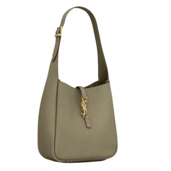 SAINT LAURENT LE 5 À 7 SUPPLE SMALL IN GRAINED LEATHER - Image 4