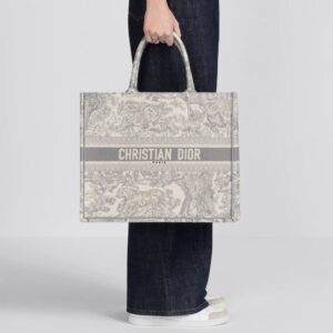 LARGE DIOR BOOK TOTE