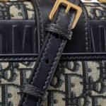 30 MONTAIGNE CHAIN BAG