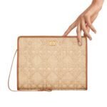 30 MONTAIGNE DEA POUCH