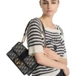 30 MONTAIGNE CHAIN BAG