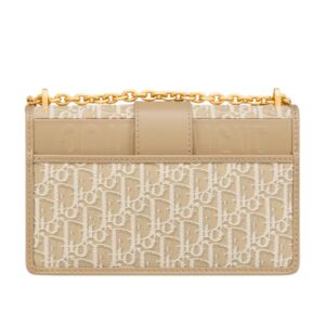 30 MONTAIGNE CHAIN BAG