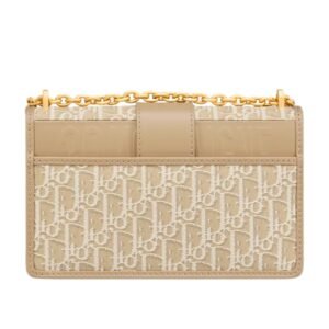 30 MONTAIGNE CHAIN BAG