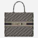 LARGE DIOR BOOK TOTE