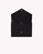 ENVELOPE FLAP POUCH IN MIX MATELASSE GRAIN DE POUDRE LEATHER