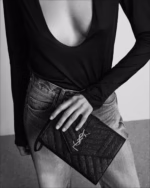 ENVELOPE FLAP POUCH IN MIX MATELASSE GRAIN DE POUDRE LEATHER