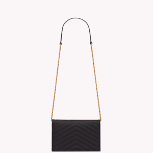 CASSANDRE ENVELOPE CHAIN WALLET IN GRAIN DE POUDRE LEATHER