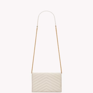 CASSANDRE ENVELOPE CHAIN WALLET IN GRAIN DE POUDRE LEATHER