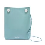 PEBBLE POUCH IN SMOOTH CALFSKIN