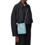 PEBBLE POUCH IN SMOOTH CALFSKIN