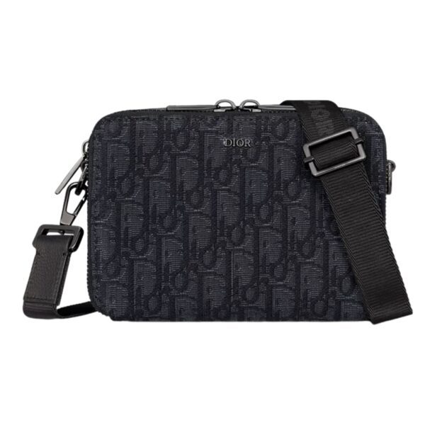 ZIPPED POUCH WITH STRAP