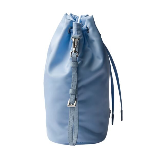 RE NYLON POUCH