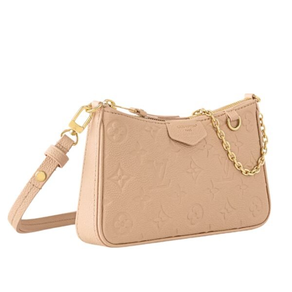 EASY POUCH ON STRAP