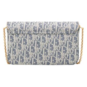 MEDIUM SADDLE POUCH WITH CHAIN