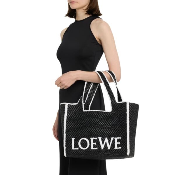 X PAULAS IBIZA FONT LOGO LARGE TOTE BAG IN RAFFIA