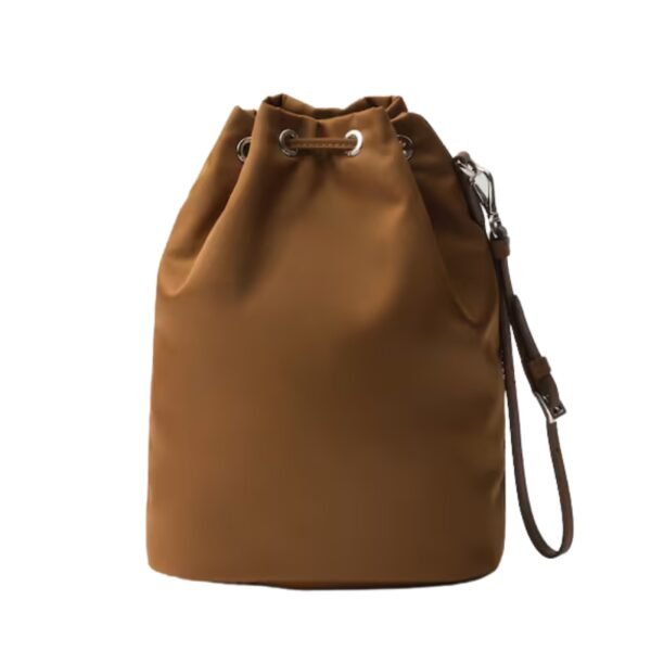 RE NYLON POUCH