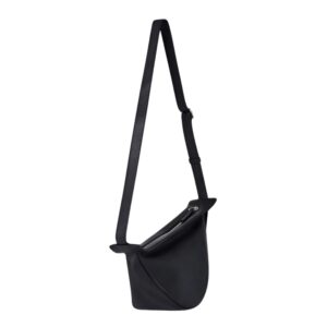 SMALL SLOUCHY BANANA BAG IN LEATHER