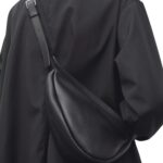 SMALL SLOUCHY BANANA BAG IN LEATHER