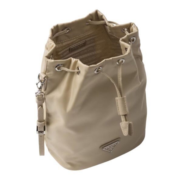 RE NYLON POUCH