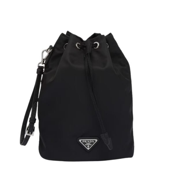 RE NYLON POUCH